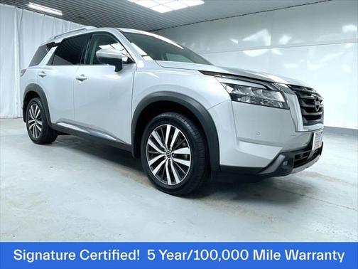 2022 Nissan Pathfinder Platinum 4WD