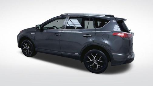 2018 Toyota RAV4 Hybrid SE