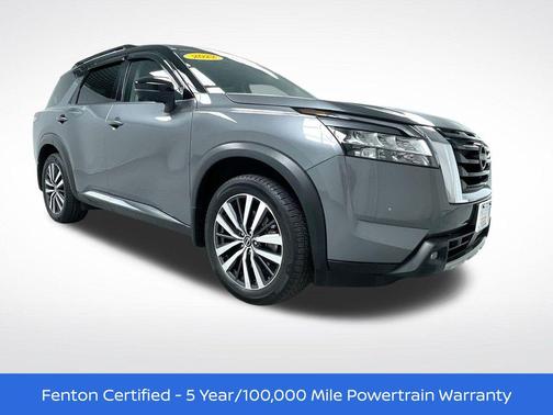 2022 Nissan Pathfinder Platinum 4WD