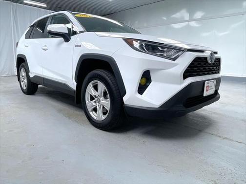 2021 Toyota RAV4 Hybrid XLE