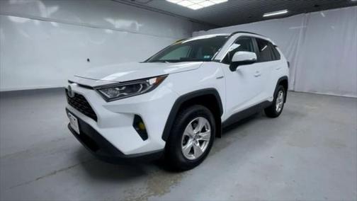 2021 Toyota RAV4 Hybrid XLE