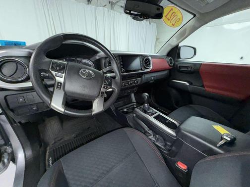 2021 Toyota Tacoma SR5