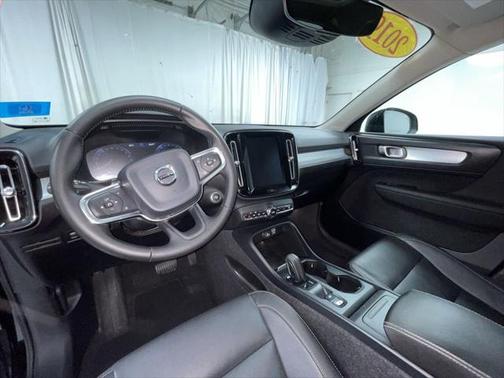 2019 Volvo XC40 T5 Momentum