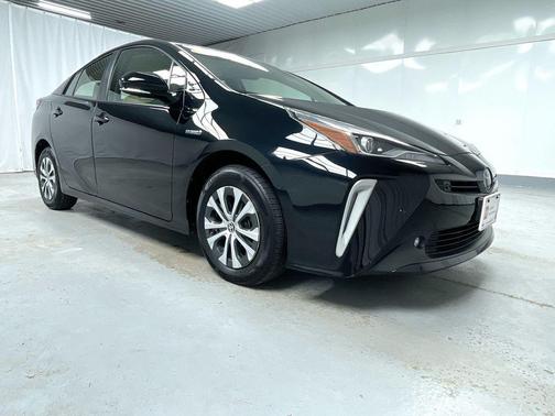 2019 Toyota Prius XLE