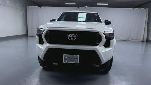 2025 Toyota Tacoma SR