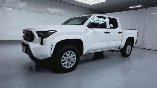 2025 Toyota Tacoma SR