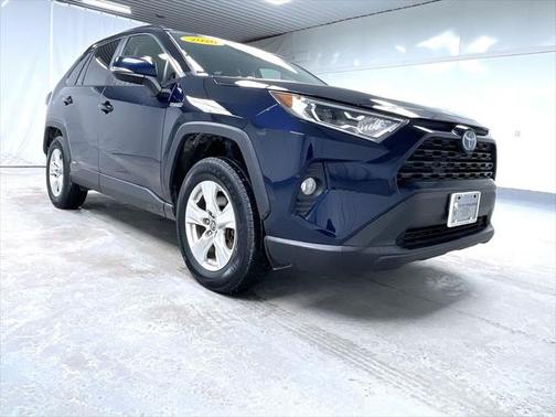 2020 Toyota RAV4 Hybrid XLE