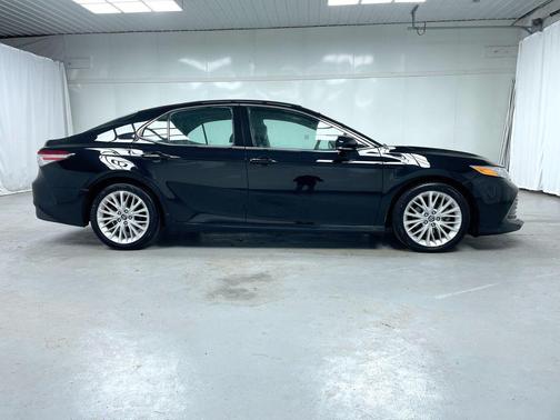 2019 Toyota Camry XLE