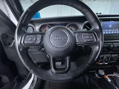 2022 Jeep Gladiator Willys 4x4