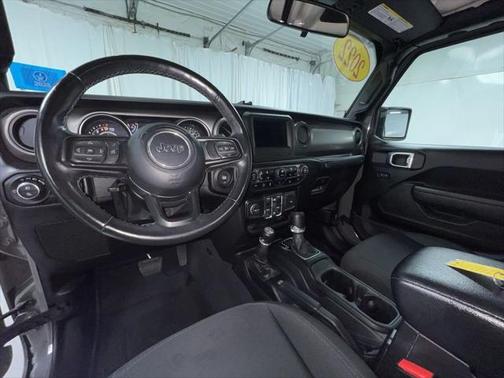 2022 Jeep Gladiator Willys 4x4