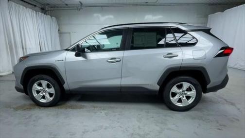 2020 Toyota RAV4 Hybrid LE