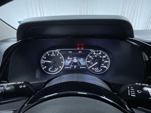 2022 Nissan Pathfinder SL 4WD