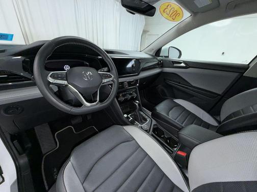 2023 Volkswagen Taos 1.5T SEL
