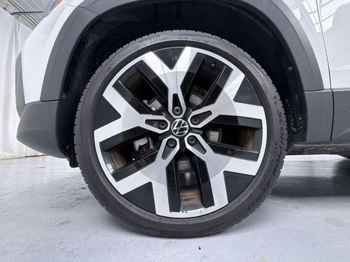 2023 Volkswagen Taos 1.5T SEL