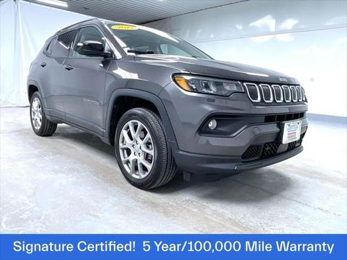 2022 Jeep Compass Latitude Lux