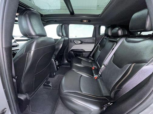2023 Jeep Compass Latitude Lux