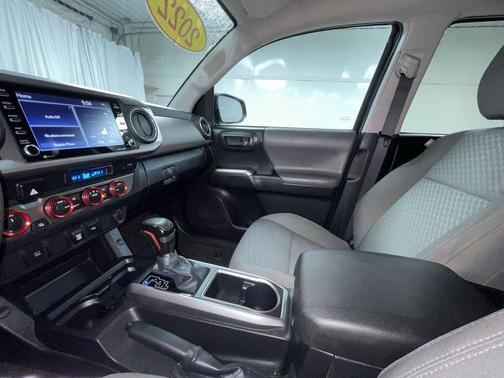 2022 Toyota Tacoma SR5