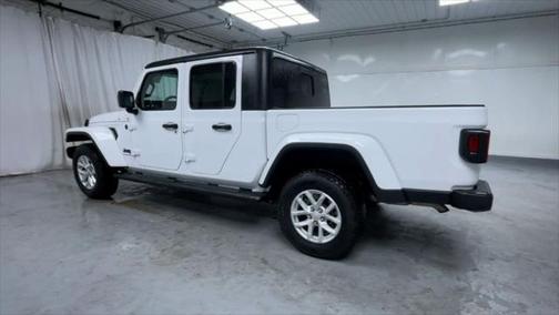 2023 Jeep Gladiator Sport S