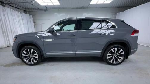 2023 Volkswagen Atlas Cross Sport 3.6L V6 SEL Premium R-Line