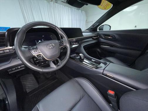 2024 Toyota Crown Platinum