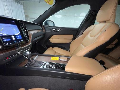 2020 Volvo XC60 T5 Inscription