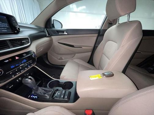 2021 Hyundai TUCSON SEL