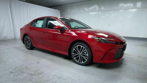 2025 Toyota Camry XLE