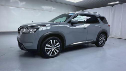 2022 Nissan Pathfinder Platinum 4WD