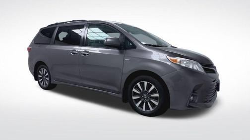 2019 Toyota Sienna XLE Premium