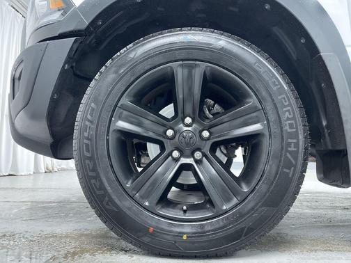 2022 RAM 1500 Classic Warlock Quad Cab 4x4 6'4' Box