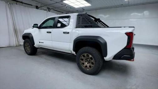 2025 Toyota Tacoma Hybrid Trailhunter