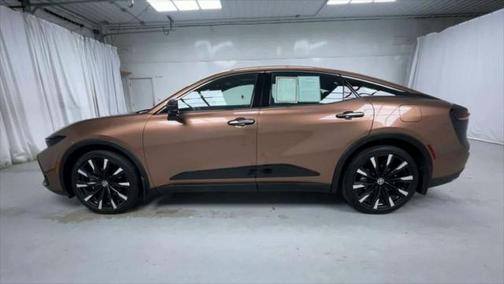 2023 Toyota Crown Platinum