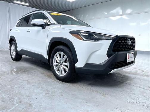 2022 Toyota Corolla Cross LE