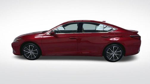 2023 Lexus ES 300h Base