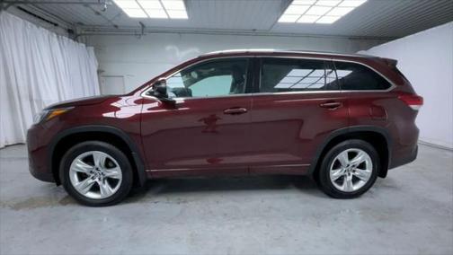 2017 Toyota Highlander Limited