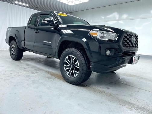 2021 Toyota Tacoma TRD Sport