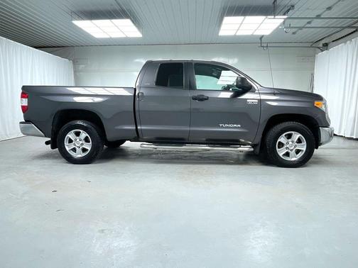 2014 Toyota Tundra SR5