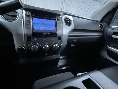 2014 Toyota Tundra SR5