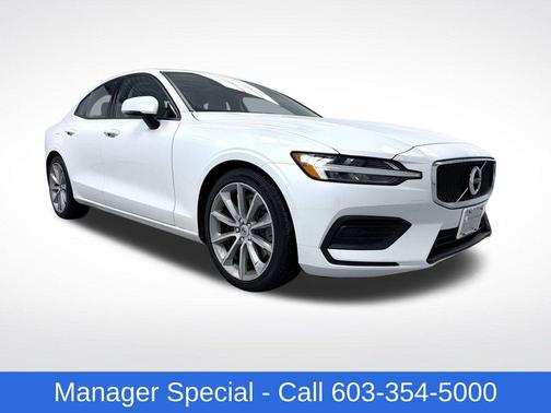 2020 Volvo S60 T6 Momentum