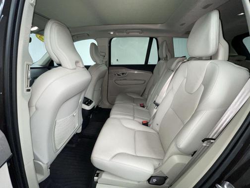 2023 Volvo XC90 B6 Plus 7-Seater