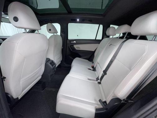 2021 Volkswagen Tiguan 2.0T SE R-Line Black 4MOTION