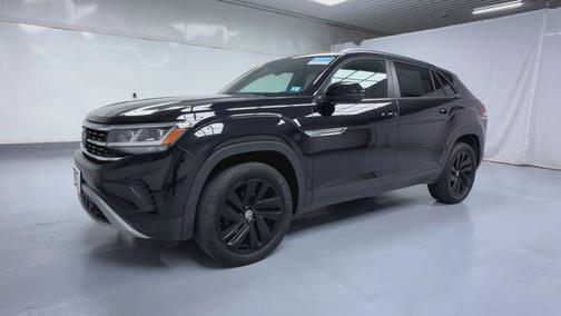 2022 Volkswagen Atlas Cross Sport 2.0T SE w/Technology 4MOTION