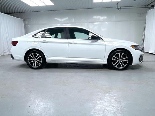 2024 Volkswagen Jetta 1.5T Sport
