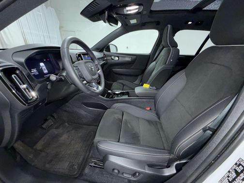 2023 Volvo XC40 Recharge Pure Electric Twin Ultimate