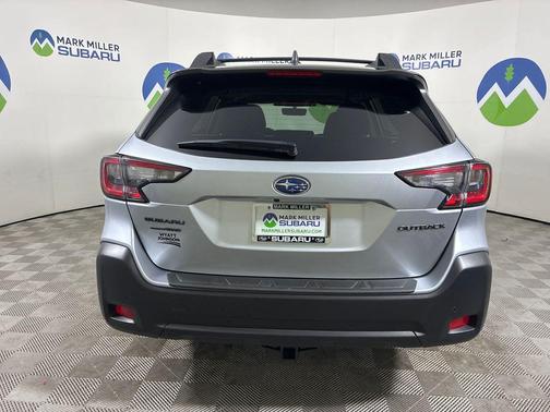 Ice Silver Metallic 2025 Subaru Outback Onyx Edition