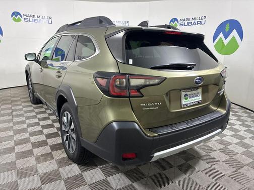 Autumn Green Metallic 2023 Subaru Outback Limited XT