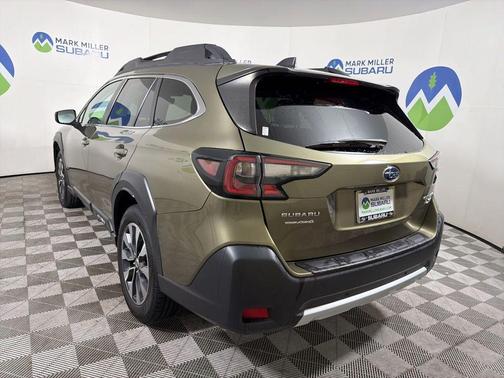 Autumn Green Metallic 2023 Subaru Outback Limited XT