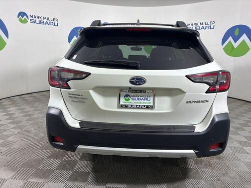 Crystal White Pearl 2024 Subaru Outback Limited