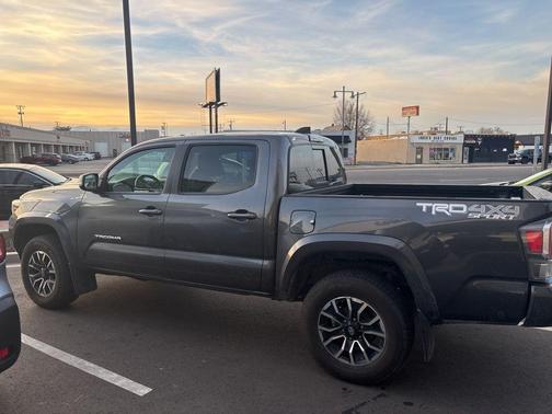 2021 Toyota Tacoma TRD Sport