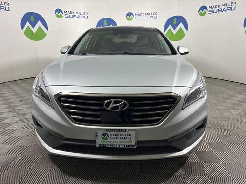 Symphony Silver 2016 Hyundai SONATA Limited